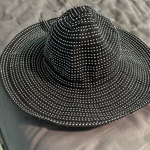Stylish Black and White Polka Dot Women's Hat